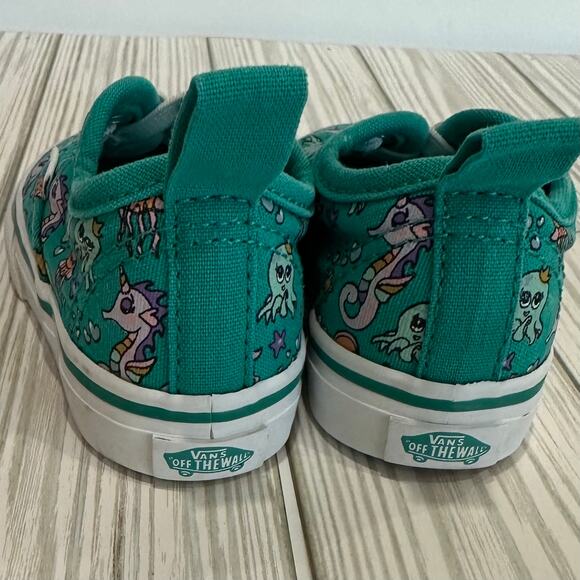 Vans toddler sneakers. Sea party under the sea. Size is toddler 4 - Picture 6 of 9
